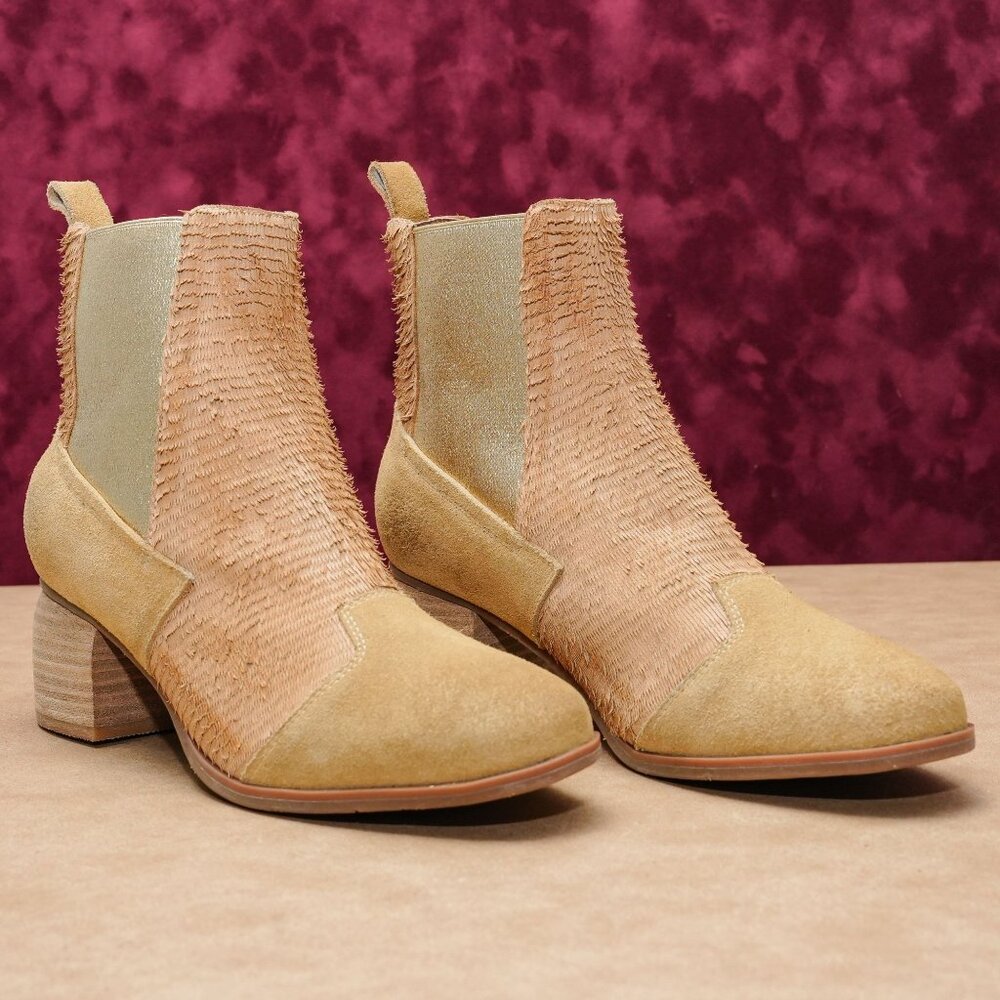 Antelope Women Noralie Stone Leather Gold Metallic Ankle Boots 9-9.5US EUR40